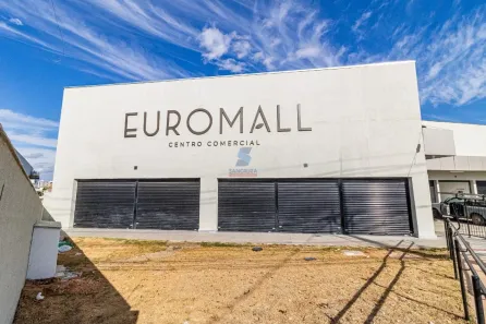 Ponto Comercial para alugar, 237m² no Vila Beneves, Contagem