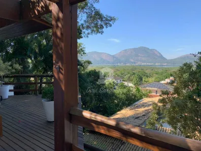 Casa de Condomínio com 4 Quartos à venda, 595m² no Camboinhas, Niterói