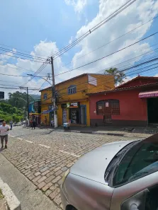 Imóvel Comercial com 12 Quartos à venda, 650m² no Centro, Embu das Artes