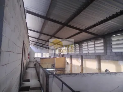 Galpão/Depósito/Armazém à venda, 300m² no Jardim Monte Alegre, São Paulo