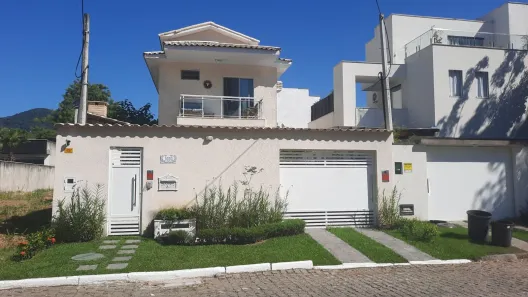 Casa de Condomínio com 5 Quartos à venda, 210m² no Vargem Grande, Rio de Janeiro