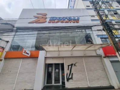 Ponto Comercial para alugar, 700m² no Centro, Passo Fundo