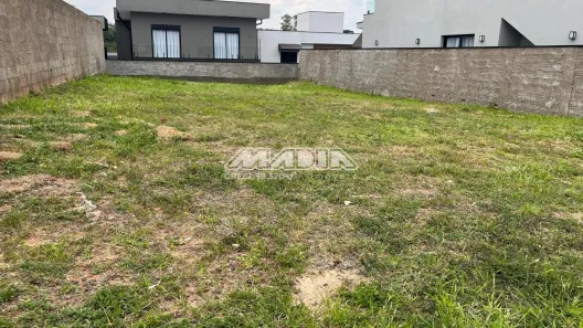 Lote/Terreno à venda, 300m² no Roncáglia, Valinhos
