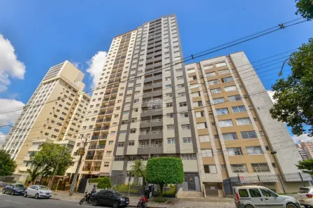 Apartamento com 3 Quartos à venda, 83m² no Centro, Curitiba
