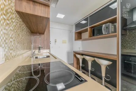 Apartamento com 1 Quarto para alugar, 51m² no Centro, Curitiba