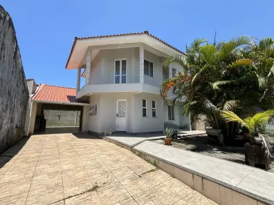 Casa com 3 Quartos à venda, 120m² no Flor de Nápolis, São José