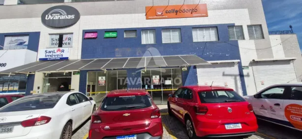 Sala Comercial para alugar, 210m² no Uvaranas, Ponta Grossa