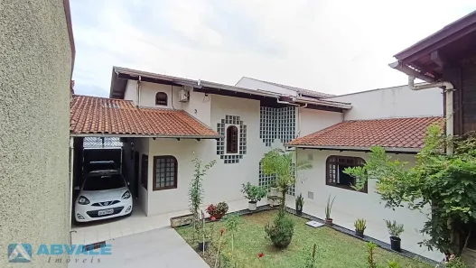 Casa com 3 Quartos à venda, 300m² no Água Verde, Blumenau