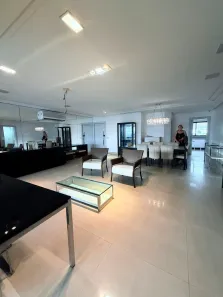 Apartamento com 3 Quartos para alugar, 220m² no Cremação, Belém
