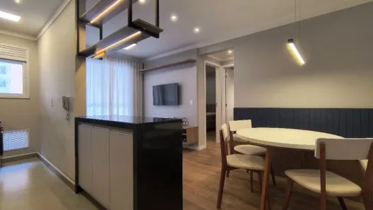 Apartamento com 2 Quartos para alugar, 57m² no Centro, Campinas