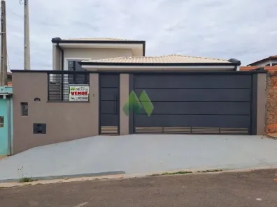 Casas à venda em Botucatu, SP - Viva Real