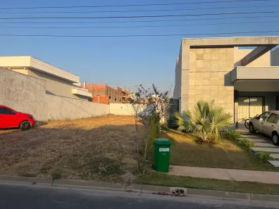 Lote/Terreno à venda, 300m² no Condomínio Belvedere II, Cuiabá