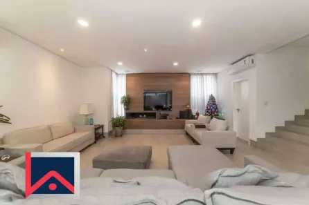 Casa com 3 Quartos à venda, 260m² no Vila Cordeiro, São Paulo