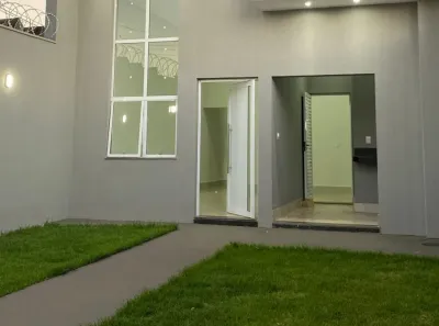 Casa com 3 Quartos à venda, 94m² no Dona Zulmira, Uberlândia