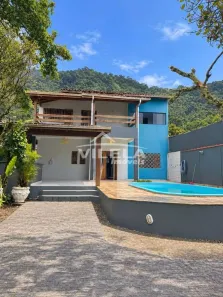 Sobrado com 3 Quartos à venda, 360m² no Sumaré, Caraguatatuba