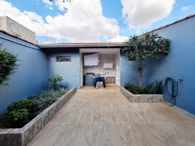 Casa com 4 Quartos para alugar, 217m² no Vila Tamandaré, Ribeirão Preto