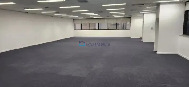 Sala Comercial para alugar, 233m² no Cerqueira César, São Paulo