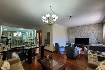 Casa com 3 Quartos à venda, 250m² no Vila Mariana, São Paulo