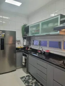 Sobrado com 4 Quartos à venda, 229m² no Jardim Crystal Park, Jacareí