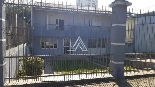 Casa com 3 Quartos à venda, 200m² no Lucas Araújo, Passo Fundo