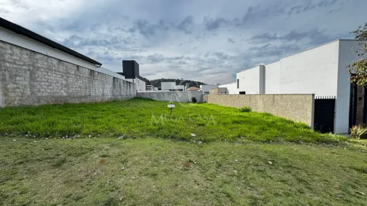 Lote/Terreno à venda, 445m² no Vina Del Mar, Juiz de Fora