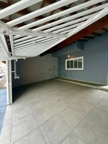 Casa com 3 Quartos para alugar, 140m² no Loteamento Villa Branca, Jacareí