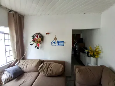 Casa com 2 Quartos à venda, 97m² no Vila São Pedro, São José dos Campos