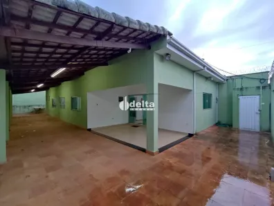 Casa com 4 Quartos à venda, 215m² no Alto Umuarama, Uberlândia
