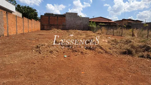 Lote/Terreno à venda, 450m² no Village Maringá, Goiânia