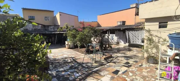 Casa com 3 Quartos à venda, 261m² no Santa Helena (Barreiro), Belo Horizonte