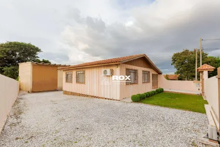 Imóvel Comercial com 3 Quartos para alugar, 150m² no Pinheirinho, Curitiba