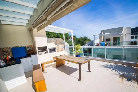 Casa de Condomínio com 4 Quartos à venda, 180m² no São Francisco, Niterói