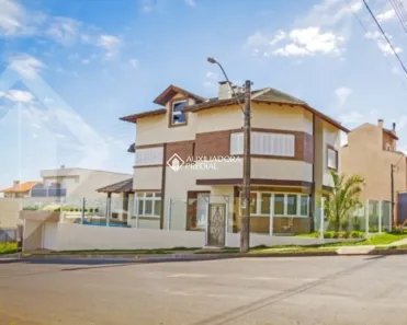 Casa com 3 Quartos à venda, 290m² no Guarujá, Porto Alegre