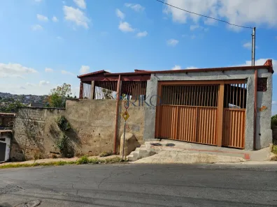 Casa com 3 Quartos à venda, 223m² no Cruzeiro do Sul, Betim