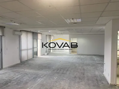Sala Comercial com 1 Quarto para alugar, 144m² no Vila São Francisco (Zona Sul), São Paulo