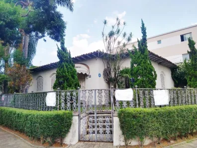 Casa com 2 Quartos para alugar, 323m² no Aclimação, São Paulo