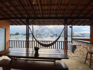 Casa com 10 Quartos à venda, 242m² no Centro, Guarapari