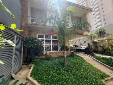 Sobrado com 4 Quartos à venda, 600m² no Vila Bertioga, São Paulo