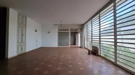 Casa com 3 Quartos para alugar, 221m² no Jardim Sumaré, Ribeirão Preto