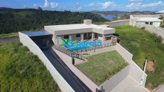 Fazenda/Sítio com 3 Quartos à venda, 200m² no Centro, Igaratá