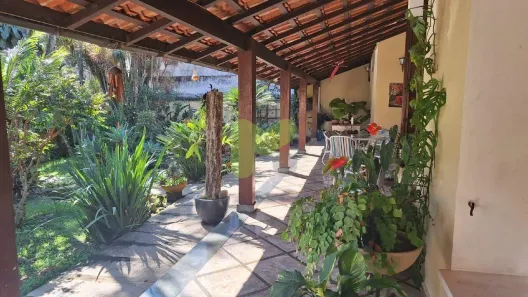 Imóvel Comercial com 4 Quartos para alugar, 390m² no Centro, Macaé
