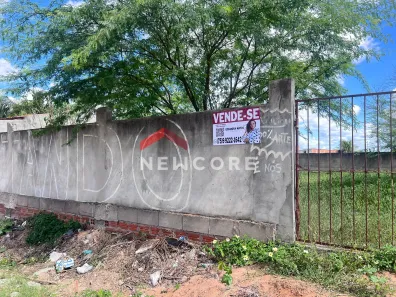 Lote/Terreno à venda, 450m² no , Tucano