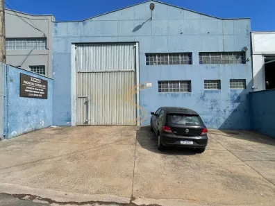 Galpão/Depósito/Armazém à venda, 300m² no Bairro Buenos Aires, São José do Rio Pardo