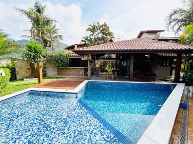 Casa com 4 Quartos à venda, 197m² no Lagoinha, Ubatuba