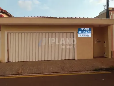 Casa com 5 Quartos para alugar, 362m² no Centreville, São Carlos