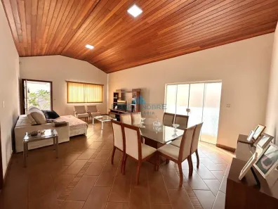 Casa com 3 Quartos à venda, 216m² no Jardim Santana, Franca