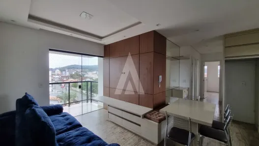 Apartamento com 3 Quartos para alugar, 95m² no Jardim Iririú, Joinville