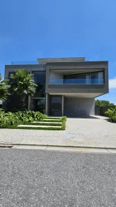 Casa com 5 Quartos à venda, 1200m² no Barra da Tijuca, Rio de Janeiro
