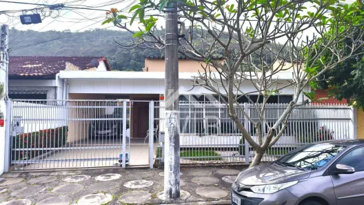 Casa com 5 Quartos à venda, 324m² no São Francisco, Niterói