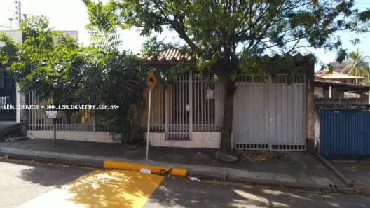 Casa com 3 Quartos à venda, 124m² no Vila Centenário, Presidente Prudente